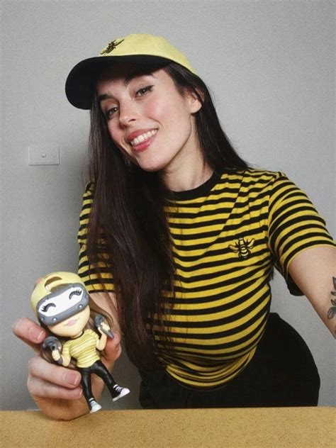 Heyimbee .